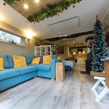 Sutton Cabins Stowey ภายนอก รูปภาพ